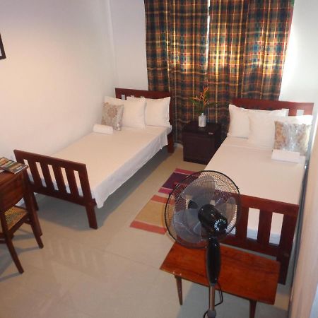 Brown'S Edge Residence กอลล์ ภายนอก รูปภาพ